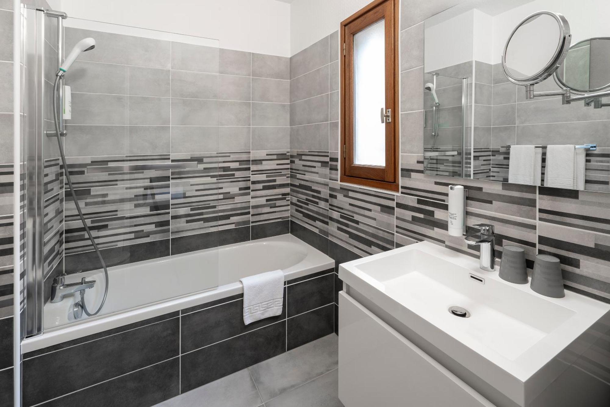 Sure Hotel By Best Western ساتْ المظهر الخارجي الصورة